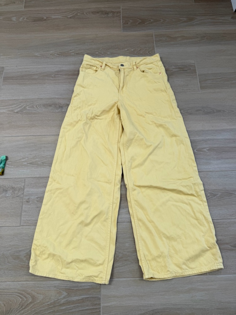 GAP Yellow Wide-Leg Jeans Mid Rise. Super soft!